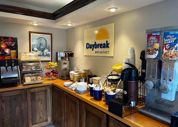 Days Inn By Wyndham Dahlonega University Area