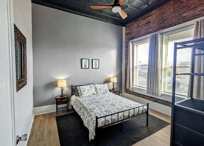 Charming Apartments In The Heart Of Robinson