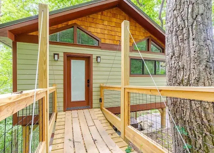 Crows Nest Luxury Near Asheville