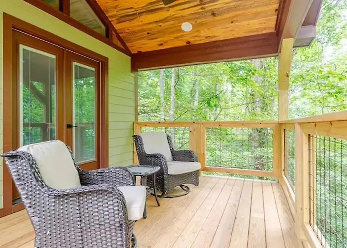 Crows Nest Luxury Near Asheville