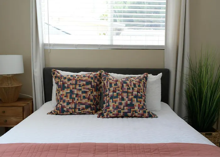 Lux 6Bedroom Villa With Salted Pool, Hot Tub And Near Disneyland