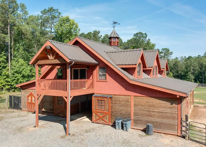 Barn-Style Georgia Vacation Rental - Pet Friendly!