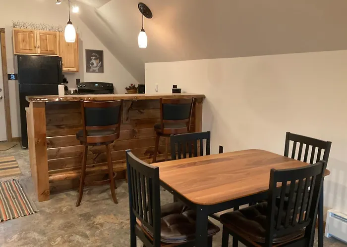 Mojo'S Loft