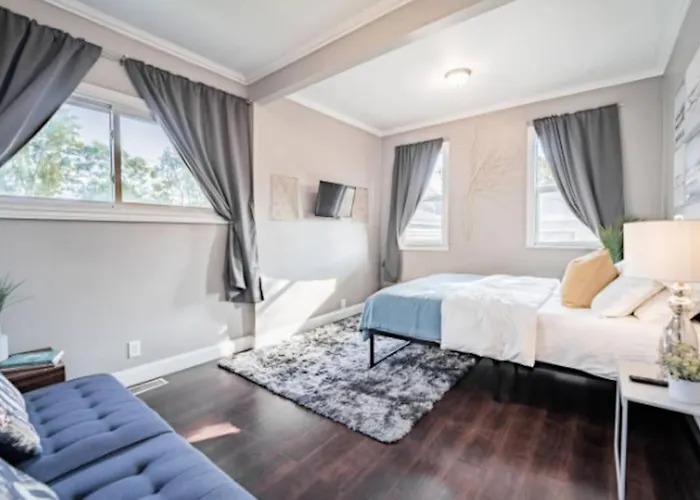 Chic 1Br Retreat With Sofa Bed, Free Parking