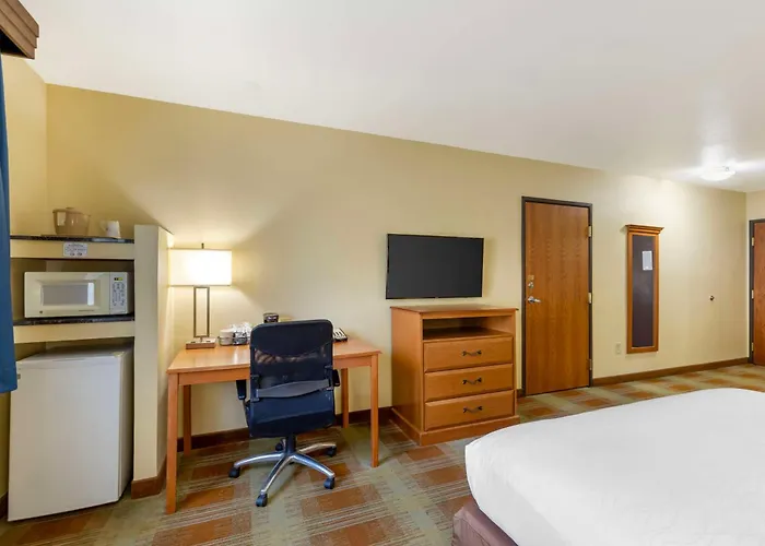 Best Western Kiva Inn
