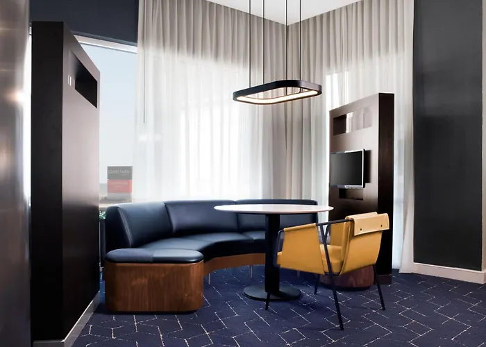 Courtyard By Marriott Galveston Island