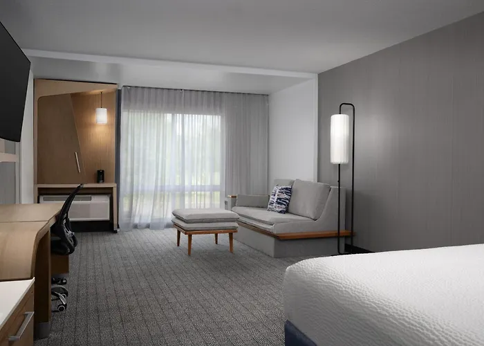 Courtyard By Marriott Philadelphia Bensalem