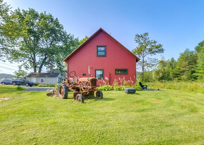 Historic Charm + Modern Luxury: 6 Mi To Stowe Mtn
