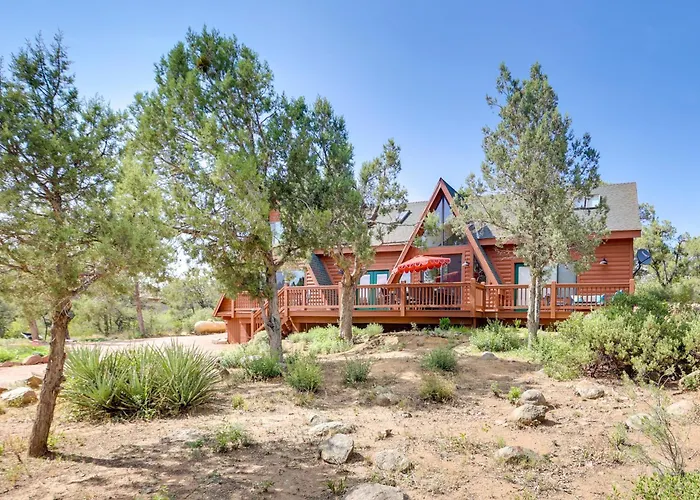 Hot Tub & Mtn View: Dog-Friendly Payson Getaway!