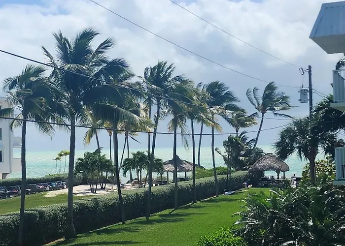 Paradise Awaits You At Key Colony Beach