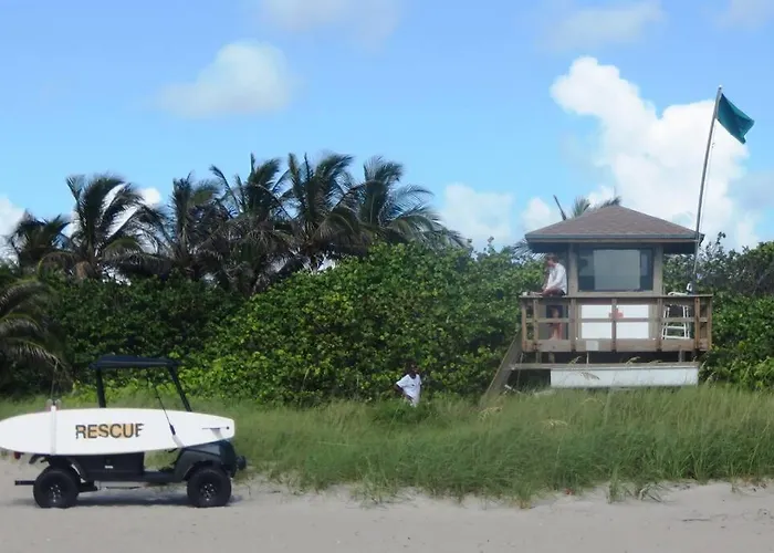 Spacious Villa, Pool, Water Views, Walk To Beach