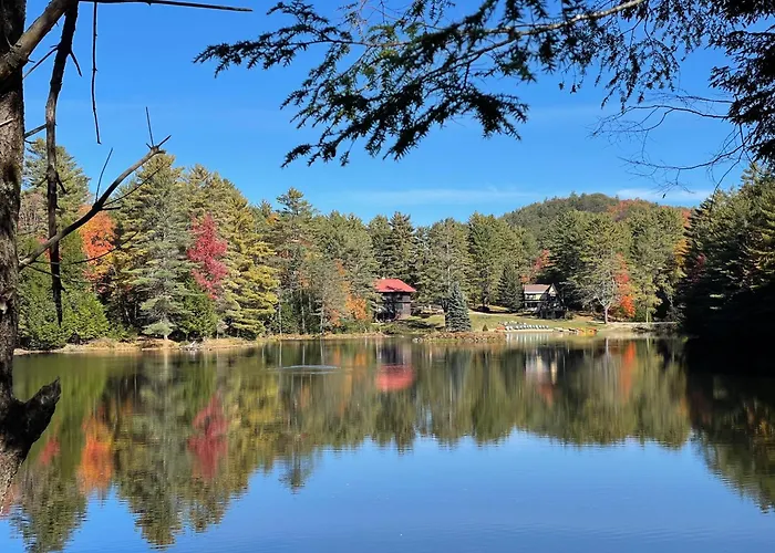 Mountain Retreat On Private Lake-Alderbrook Lodge