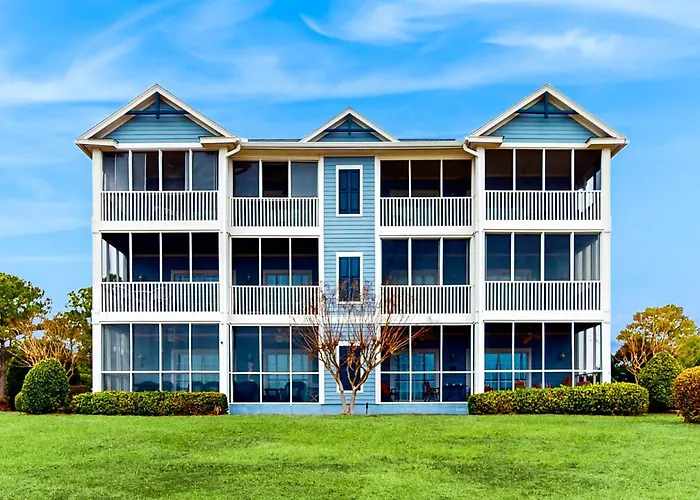 Stj16 Mystic Marina, Unit 204