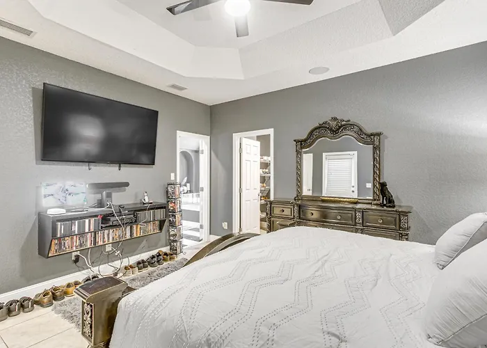 14 Mi To Jekyll Island: Luxe Brunswick Home