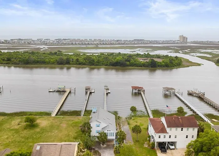 Waterway Escape Full House, Pier And Dock In Ocean Isle Beach, Nc