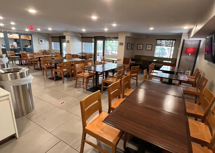 Country Inn & Suites By Radisson, Pigeon Forge South, Tn