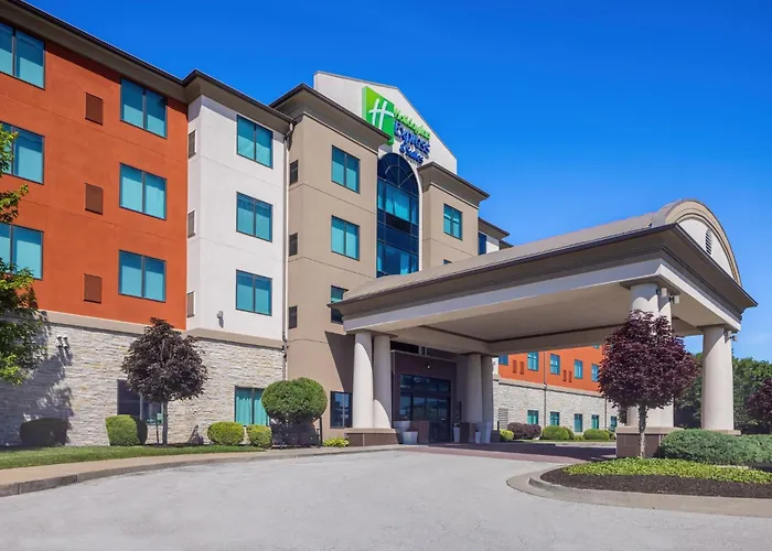 Holiday Inn Express & Suites Kansas City Airport By Ihg