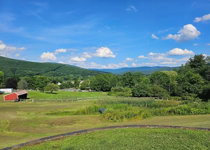 Clover Hill Farm & Country Inn