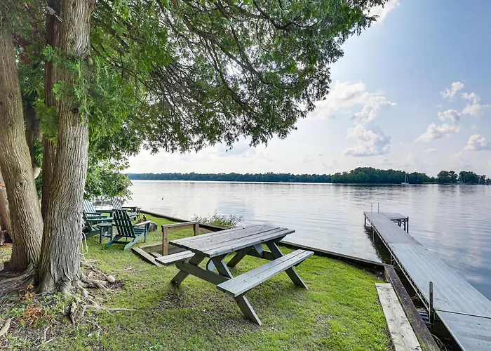Waterfront North Hero Home W/ Screened Porch