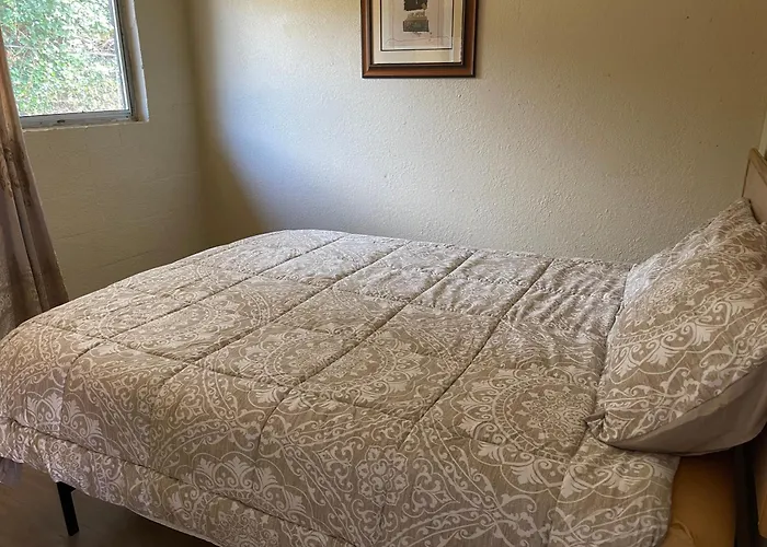 Legend Motel