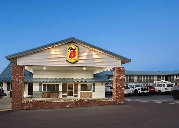 Super 8 By Wyndham Susanville