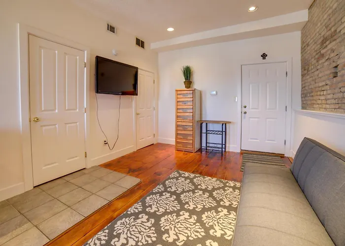 Cozy Lowell Studio ~ 19 Mi To Grand Rapids!