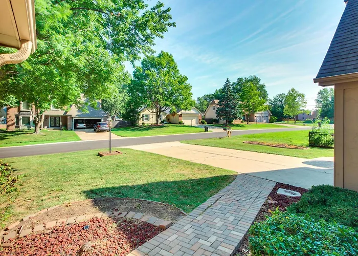 Overland Park Family Home W/ Game Room & Backyard!