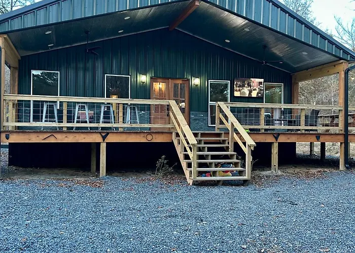 Livin On The Edge Cabin In Albert Pike, Beautiful!