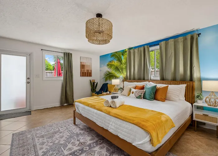 Surfari Pompano! Heated Pool Home 9 Mins To Beach