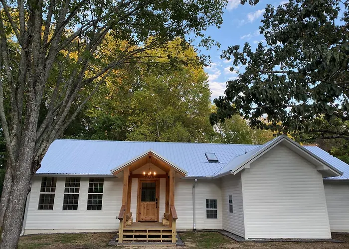 Paradise Meadows Farmhouse