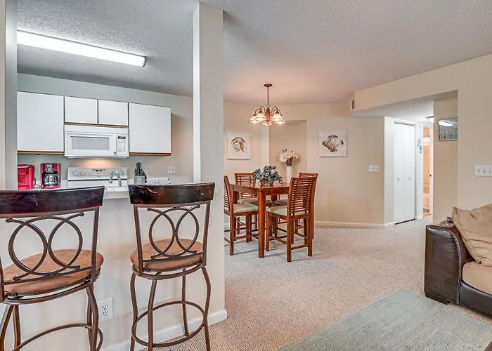 Pool Access & 2 Mi To Ocean: Myrtle Beach Condo!