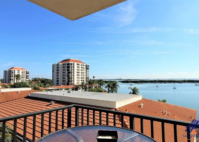 Bay Front Serenity 4Th Floor 2Bd 2Ba At Isla Del