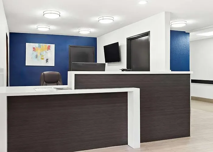 Surestay By Best Western Groves