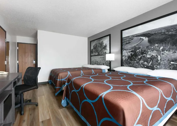 Super 8 By Wyndham Grapevine/Dfw Airport Northwest
