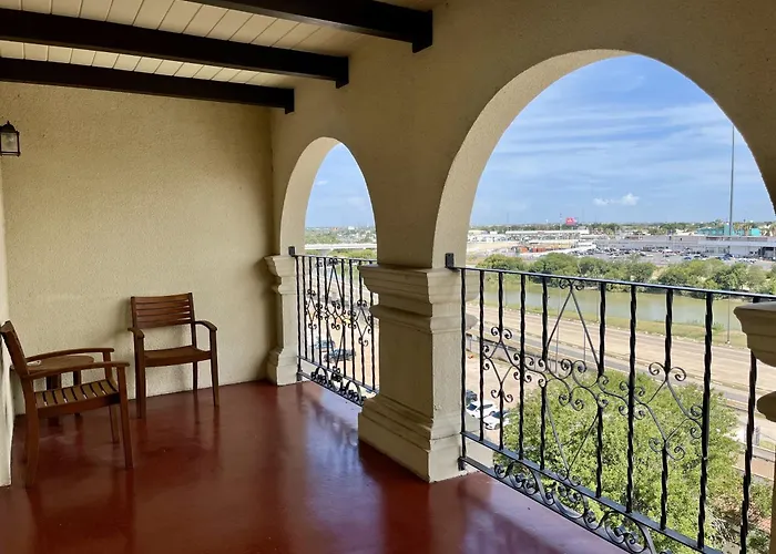 La Posada Hotel