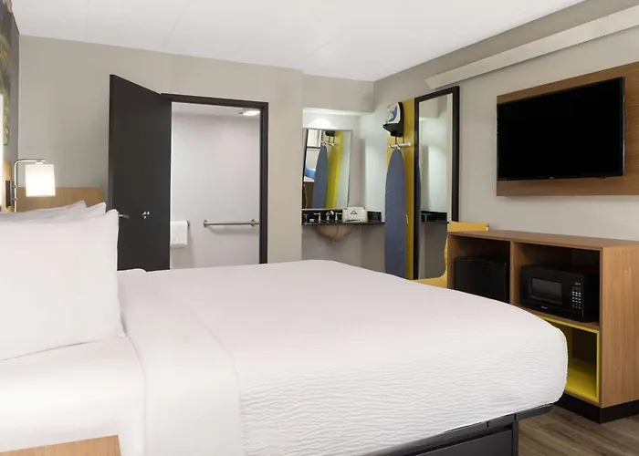Days Inn By Wyndham Columbus Worthington