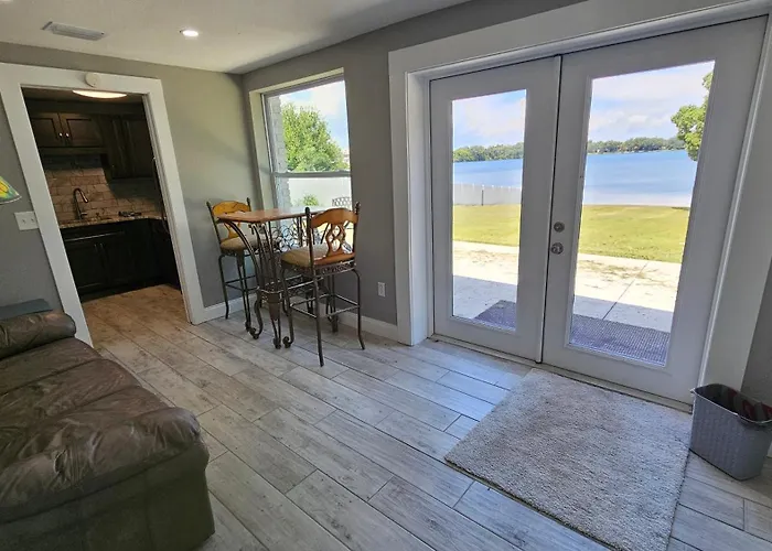 Lakeside Lofts At Lake Martha