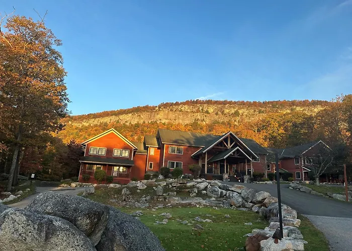 Minnewaska Lodge