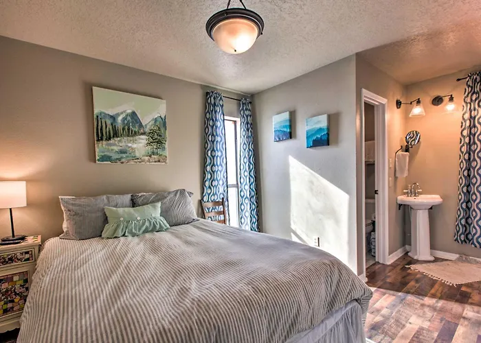 Modern Mountain Retreat W/ Views: Ski, Golf & Hike