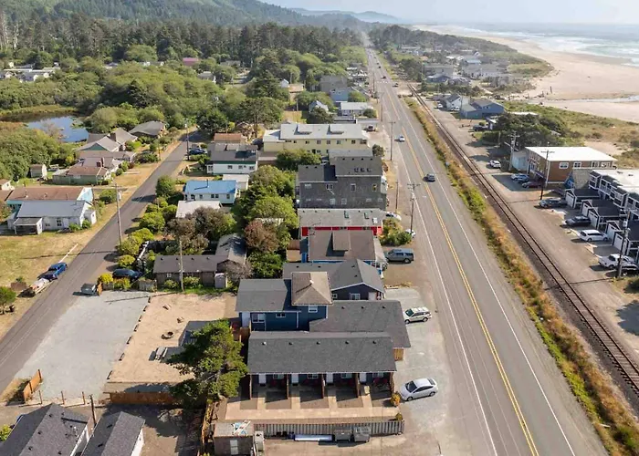 Cottages At Rockaway Beach Suite #2