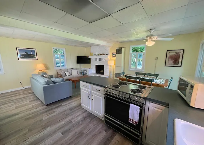 Waterfront Cottages In Lexington Vacation Homes