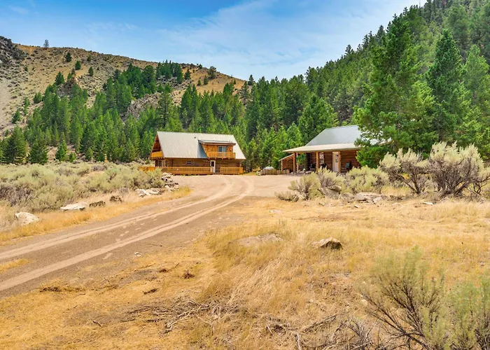 Riverfront Montana Log Cabin W/ Mountain Views!