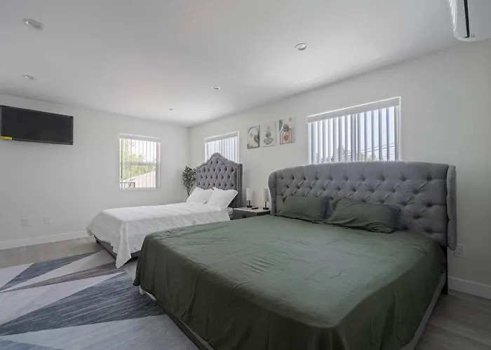 Prime New Beautiful Studio In Burbank