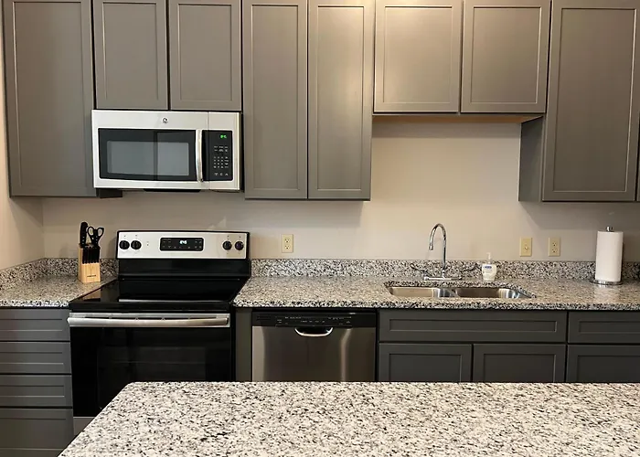 Strongback Suite 205
