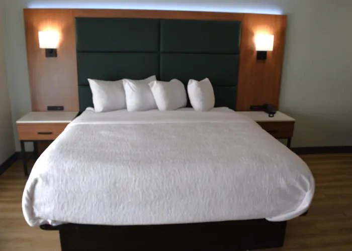 Wingate By Wyndham Parkersburg-Vienna