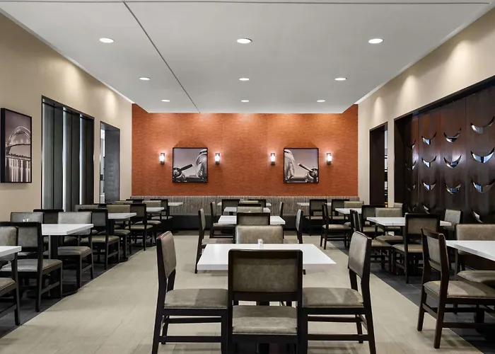 Embassy Suites By Hilton Newark Airport
