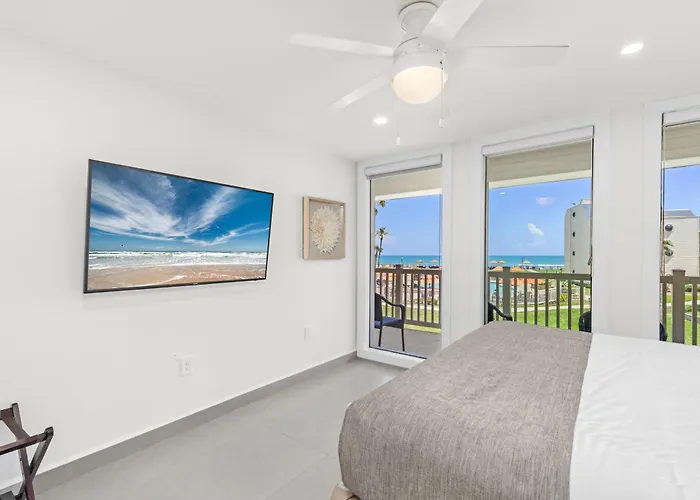 New Stunning Ocean-View Condo In Beachfront Resort