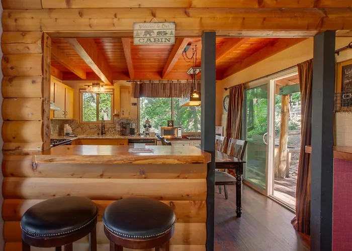 Cozy Moon Cabin