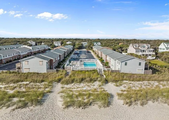Dreamy Vacation Smart-Home By The Beach Home