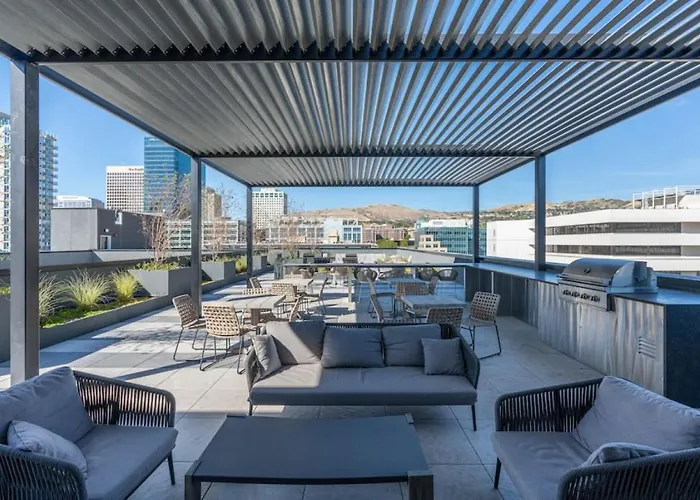 Prime Location Downtown Temple Sq Salt Palace 1Bd